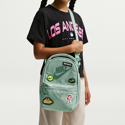 Reviews: Nike Patch Lunch Tote (4L). Nike.com